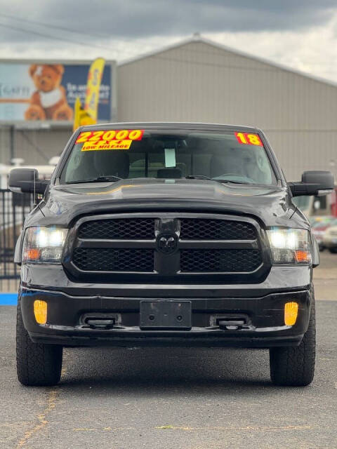 ram ram 1500 2018 1C6RR7LT1JS166584 image ram ram 1500 2018 1C6RR7LT1JS166584 image